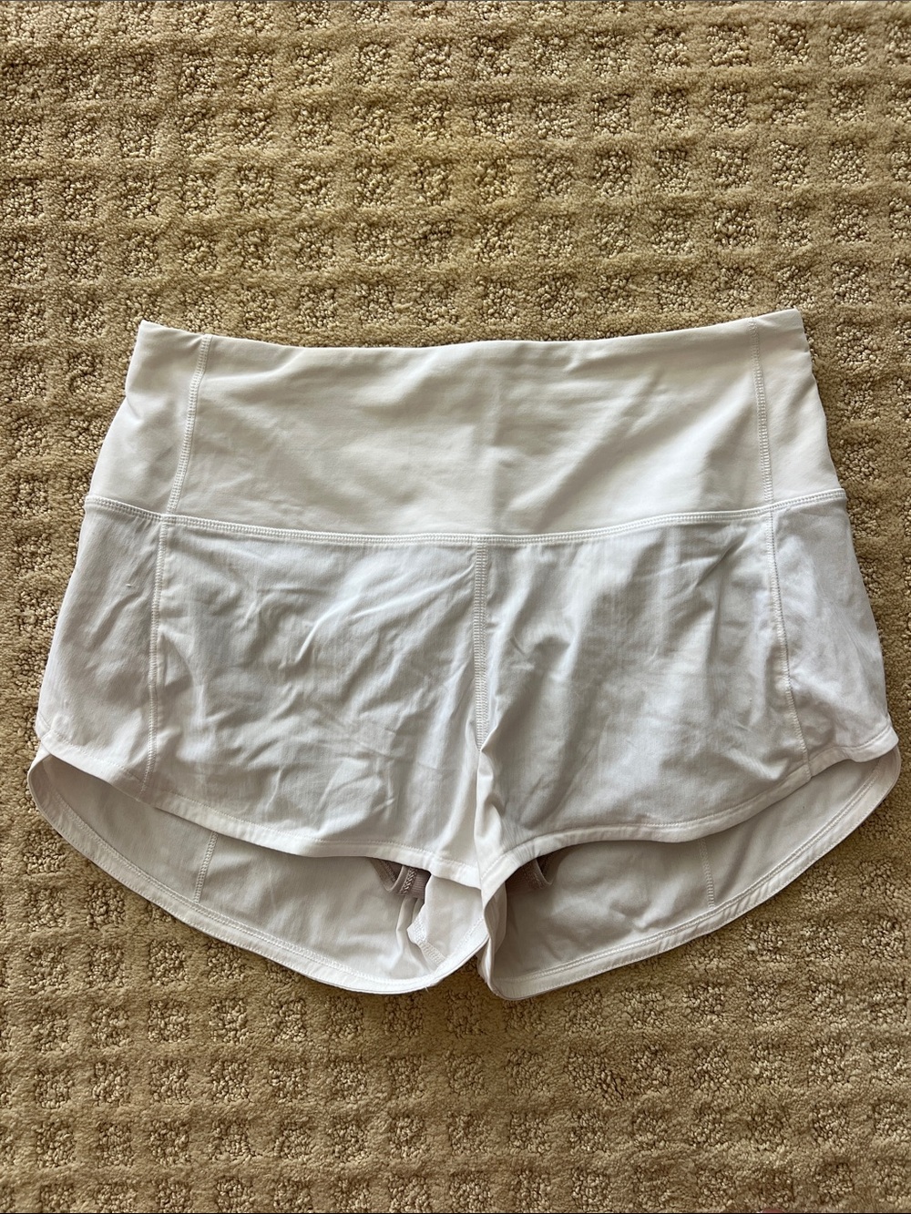 lululemon athletica White Speed-Up High-Rise Shorts 2.5”